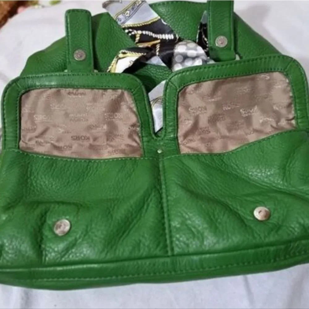 Michael Kors Bag Leather  EXCELLENT CONDITION